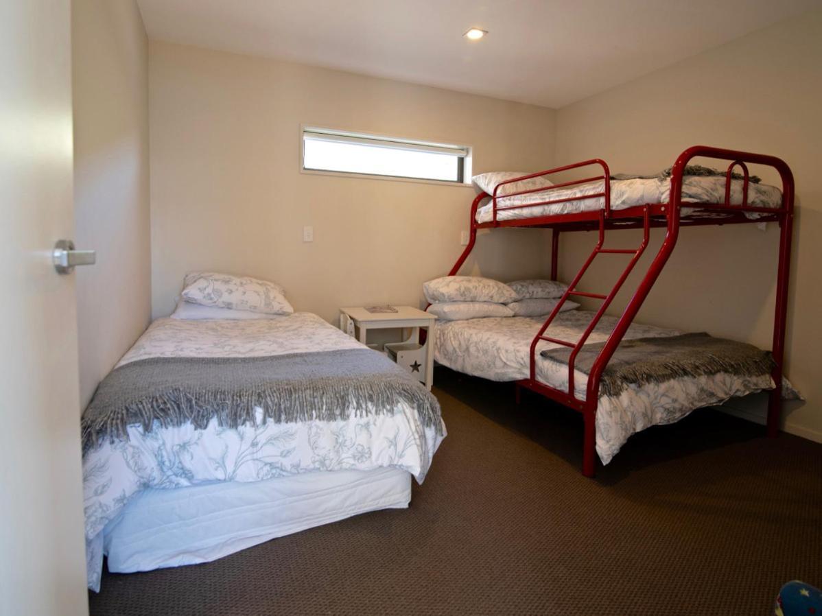 Kotare Point Paradise - Akaroa Holiday Home المظهر الخارجي الصورة