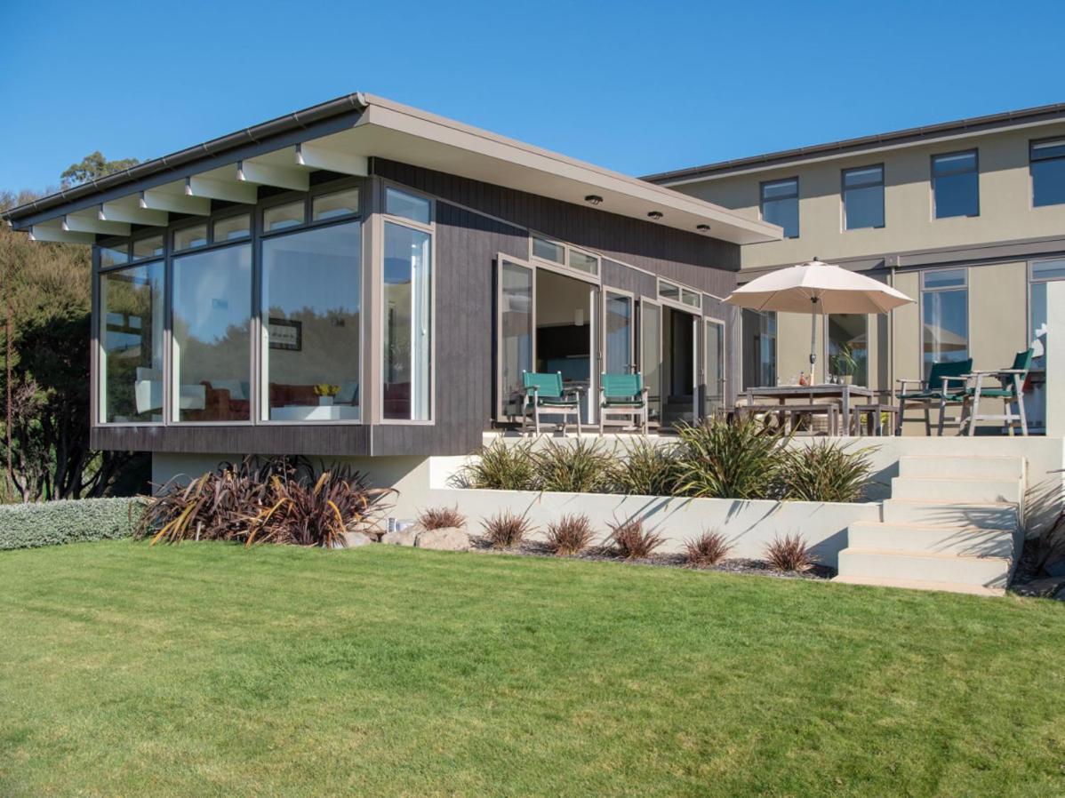 Kotare Point Paradise - Akaroa Holiday Home المظهر الخارجي الصورة
